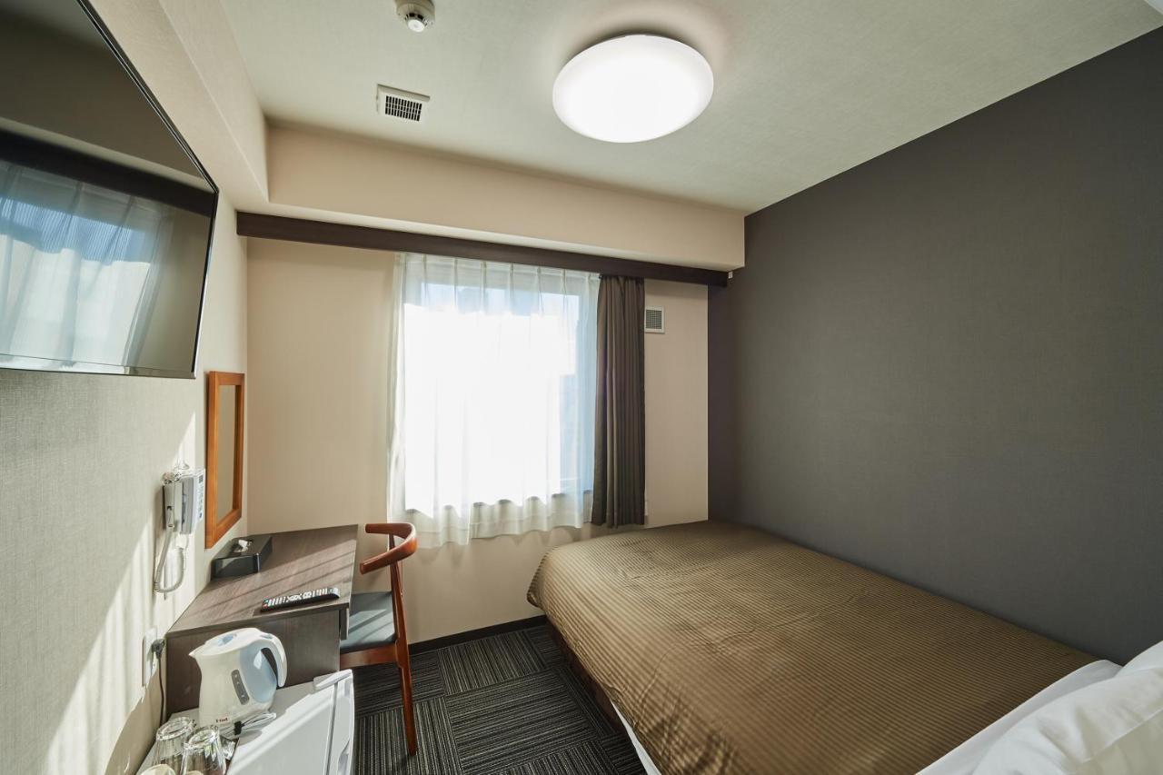 Hotel Trend Kyobashi Ekimae Osaka Bagian luar foto