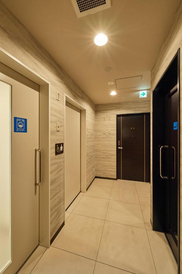 Hotel Trend Kyobashi Ekimae Osaka Bagian luar foto